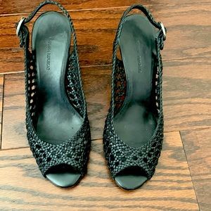 Banana Republic 3” sling back woven leather pumps size 8